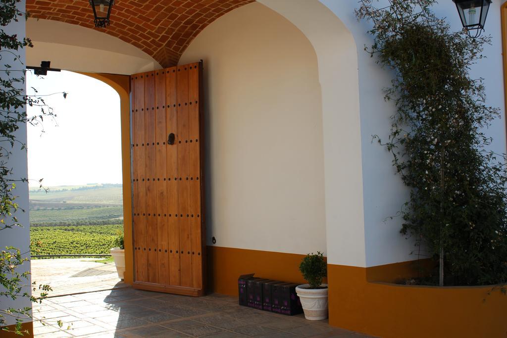 Hotel Bodega El Moral Ribera del Fresno المظهر الخارجي الصورة