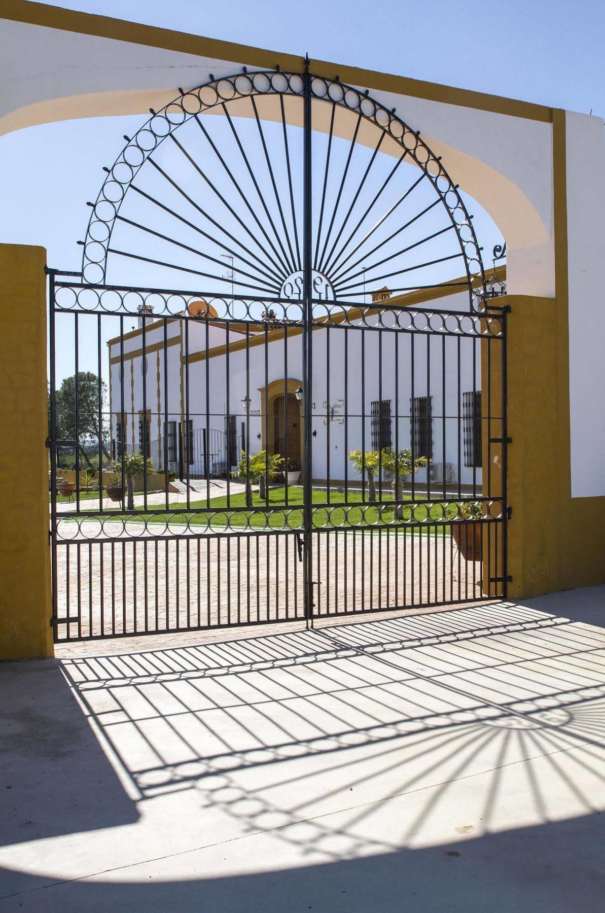 Hotel Bodega El Moral Ribera del Fresno المظهر الخارجي الصورة