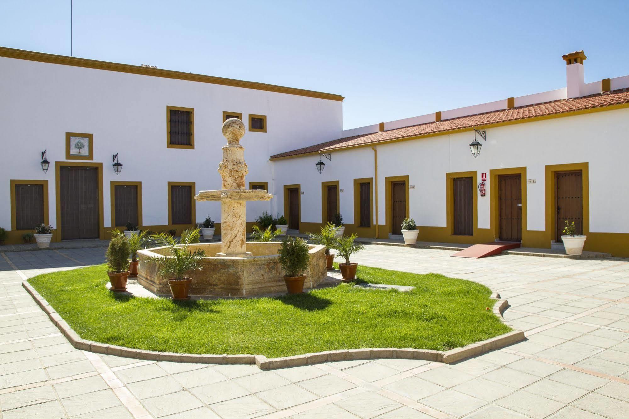 Hotel Bodega El Moral Ribera del Fresno المظهر الخارجي الصورة