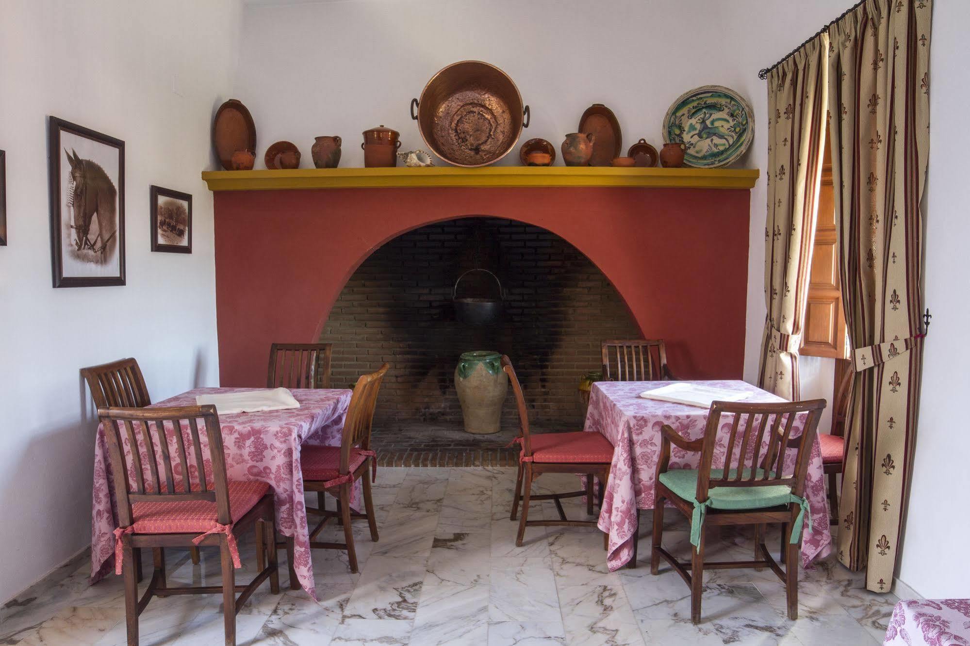 Hotel Bodega El Moral Ribera del Fresno المظهر الخارجي الصورة